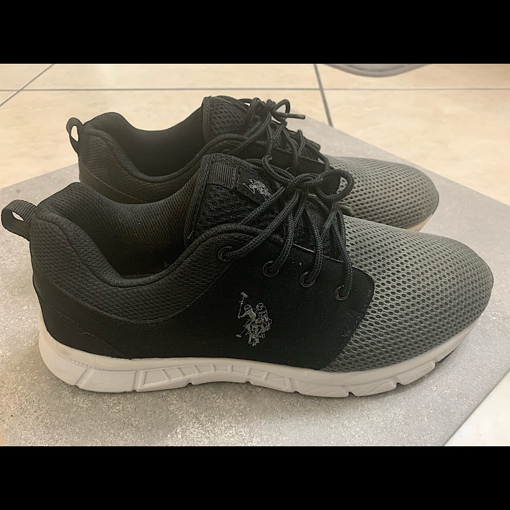 Men’s Polo knit Sneakers (Rare)